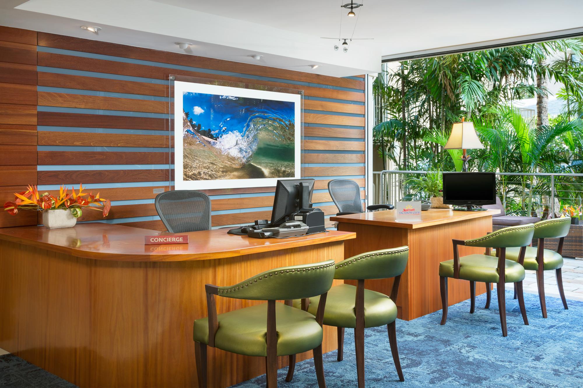 Courtyard By Marriott Waikiki Beach Хонолулу Екстериор снимка