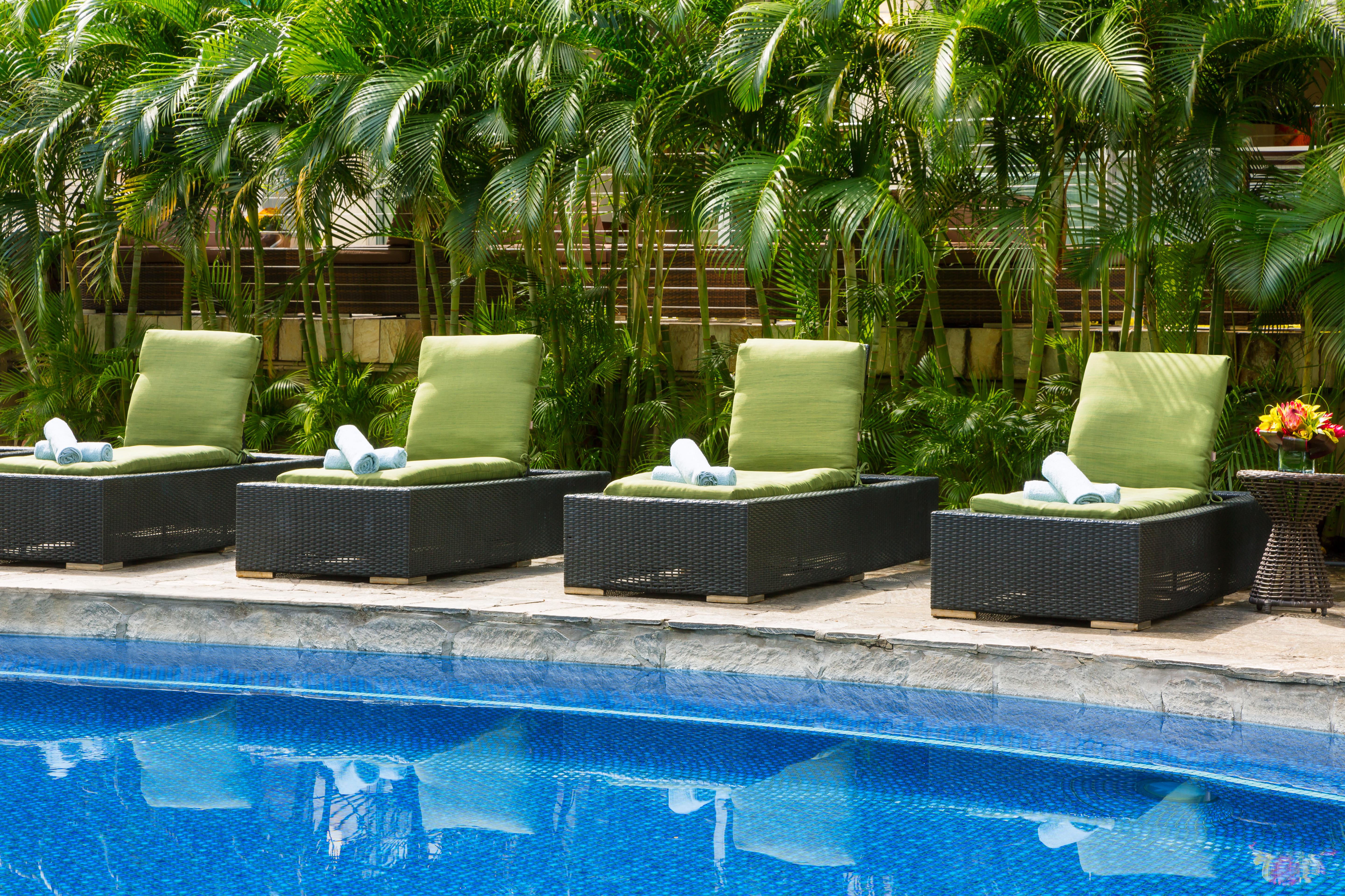 Courtyard By Marriott Waikiki Beach Хонолулу Екстериор снимка