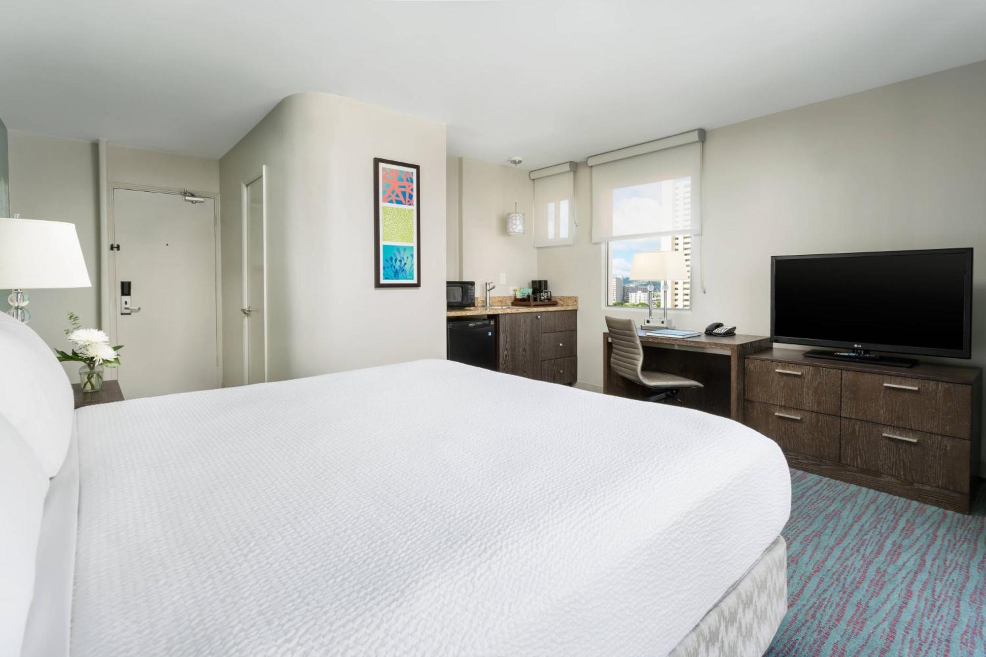 Courtyard By Marriott Waikiki Beach Хонолулу Екстериор снимка