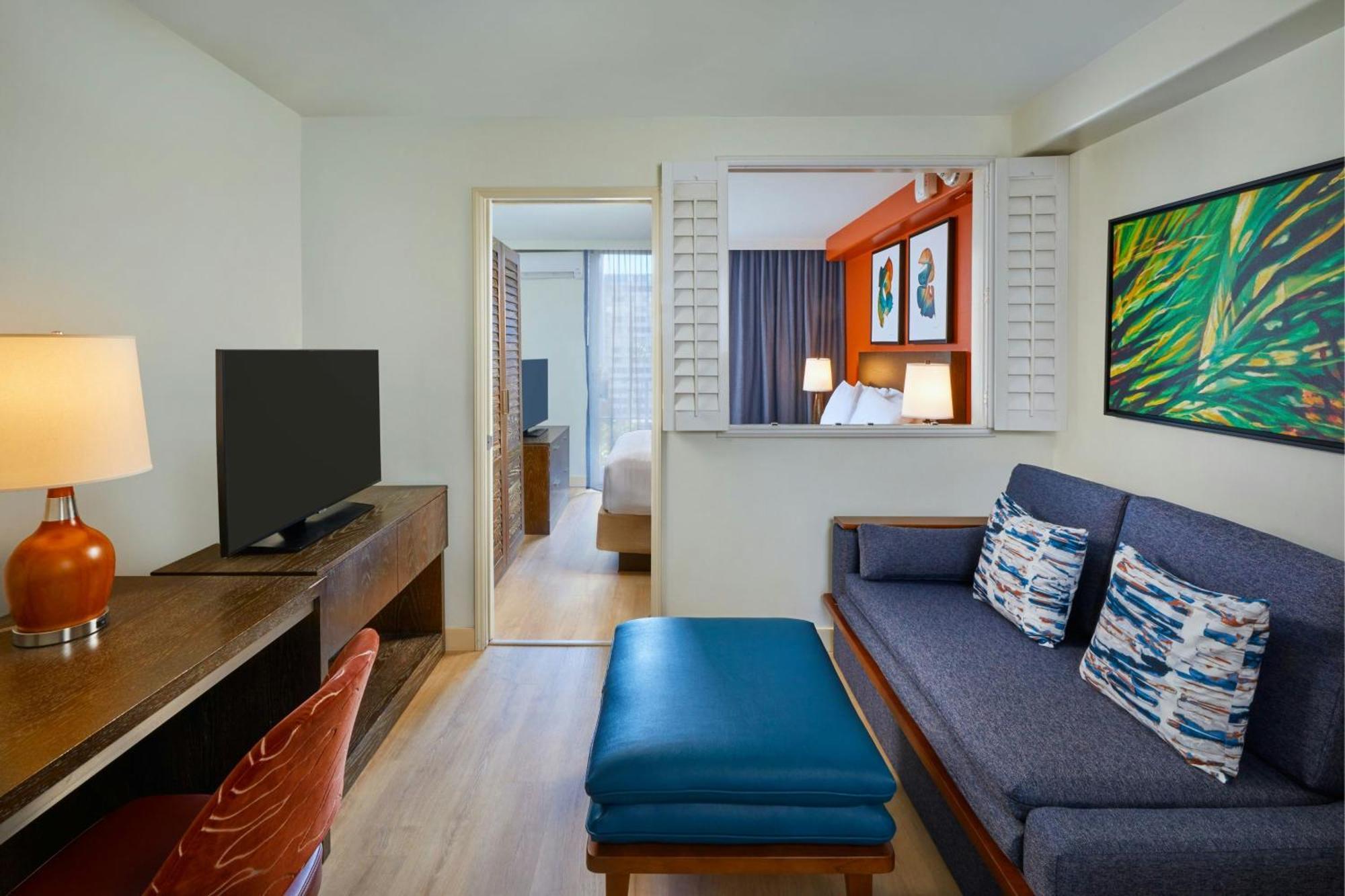 Courtyard By Marriott Waikiki Beach Хонолулу Екстериор снимка