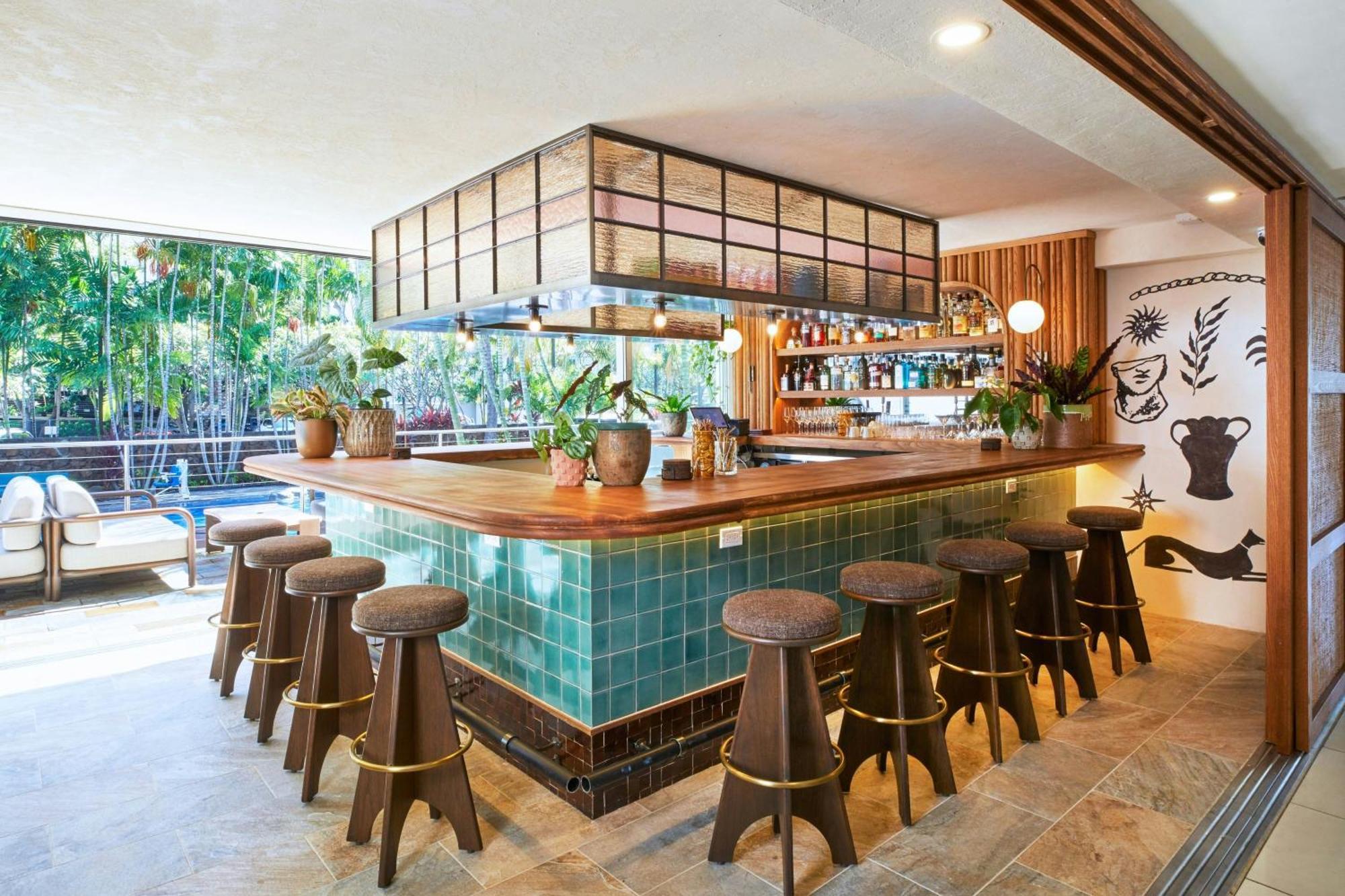 Courtyard By Marriott Waikiki Beach Хонолулу Екстериор снимка